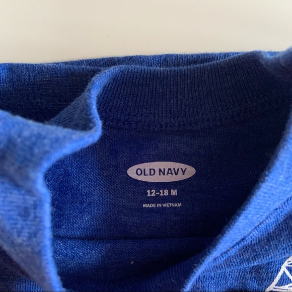 B U N D L E 5 Long Sleeve Tees 🦖✨ - Picture 7 of 7